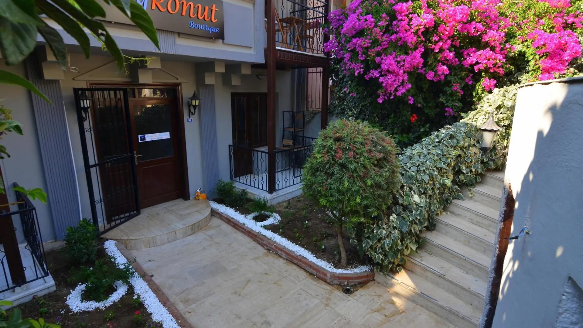 Royalis Boutique Suites 费特希耶